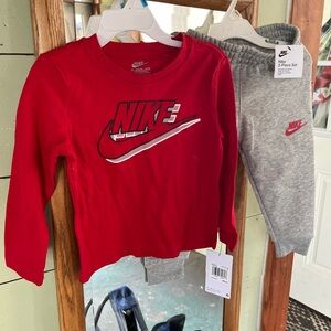 NWT 2T Nike Kids Matching Set